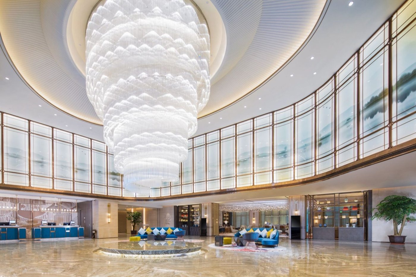 Auto City Ruili Hotel