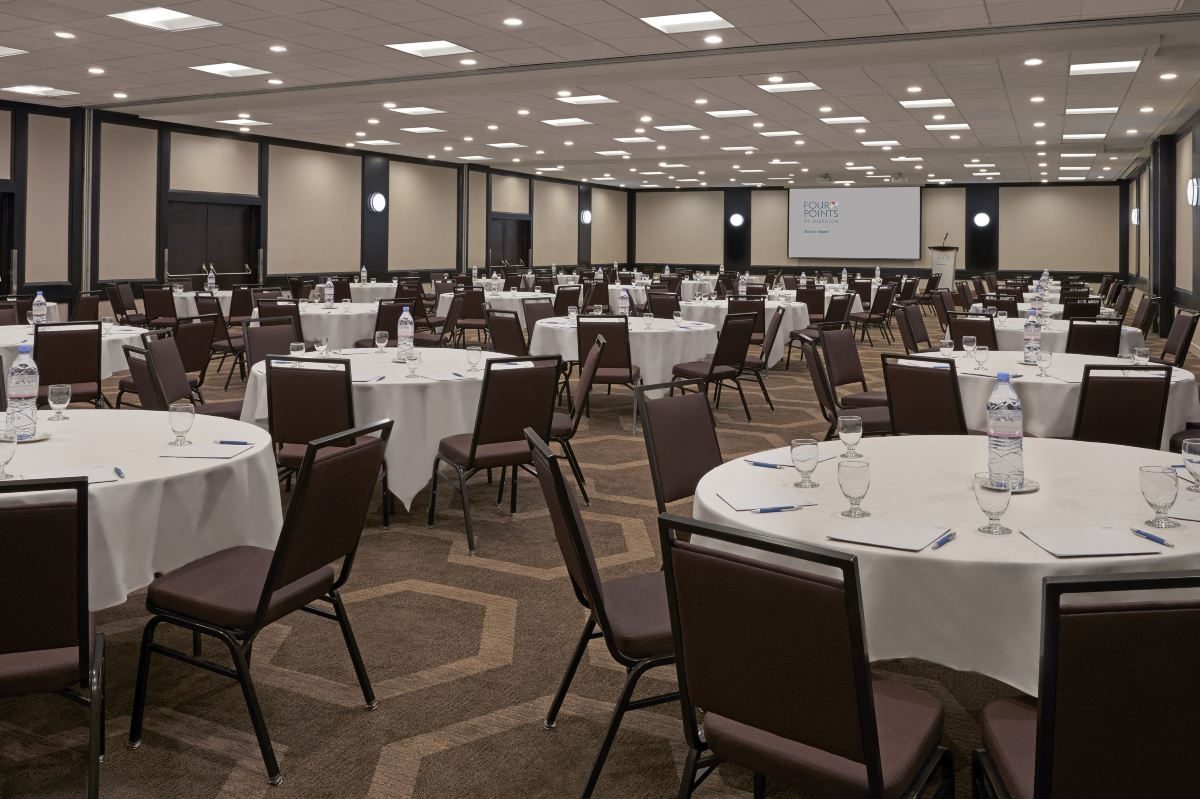 Four Points by Sheraton Toronto Airport