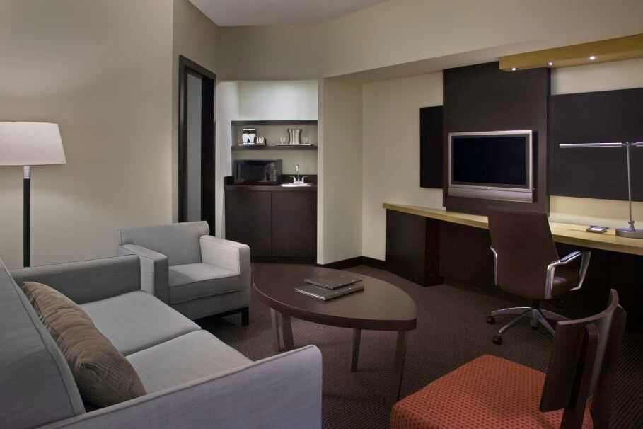 Hilton Toronto/Markham Suites Conference Centre & Spa