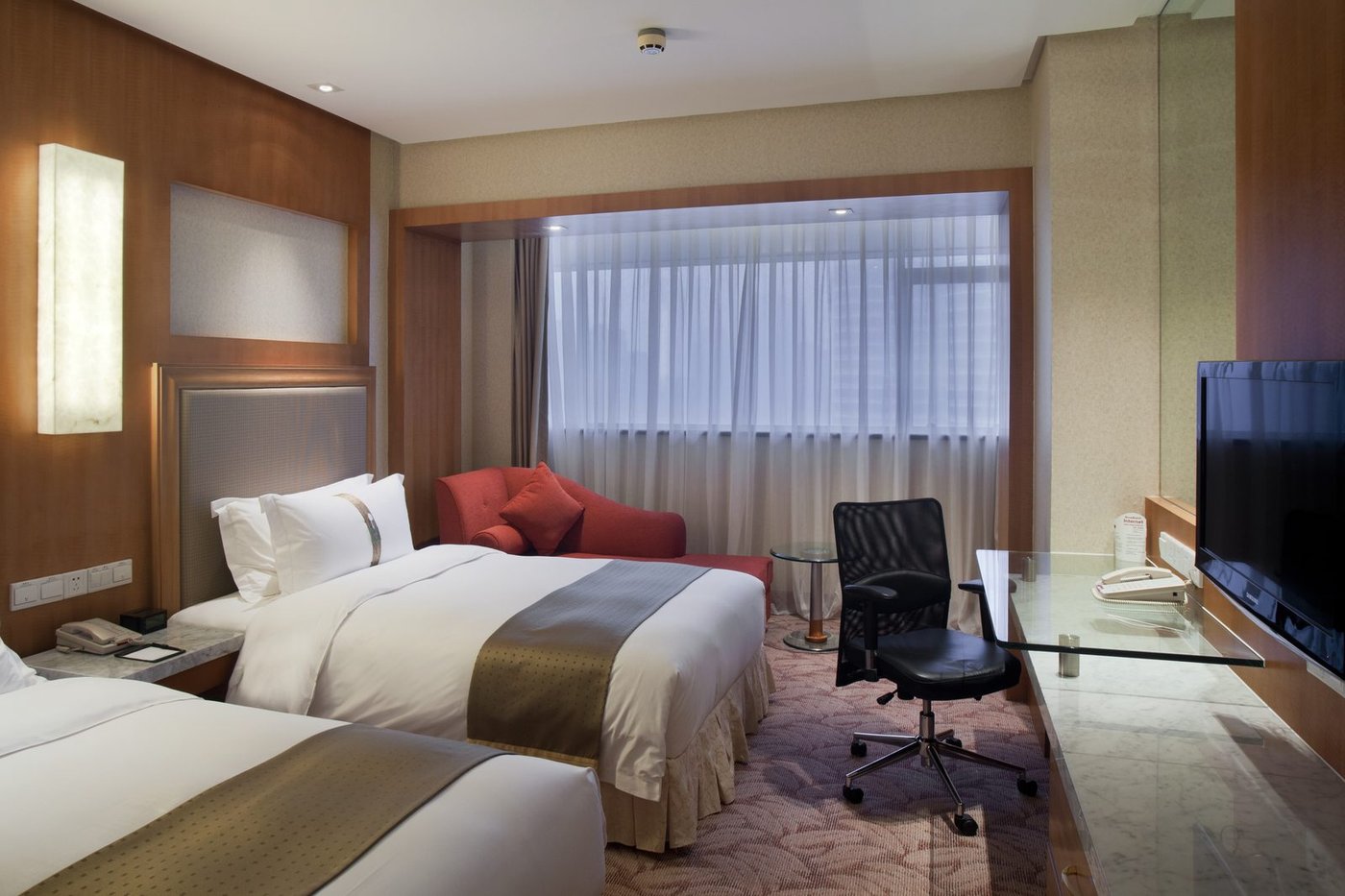 Holiday Inn Hangzhou City Center