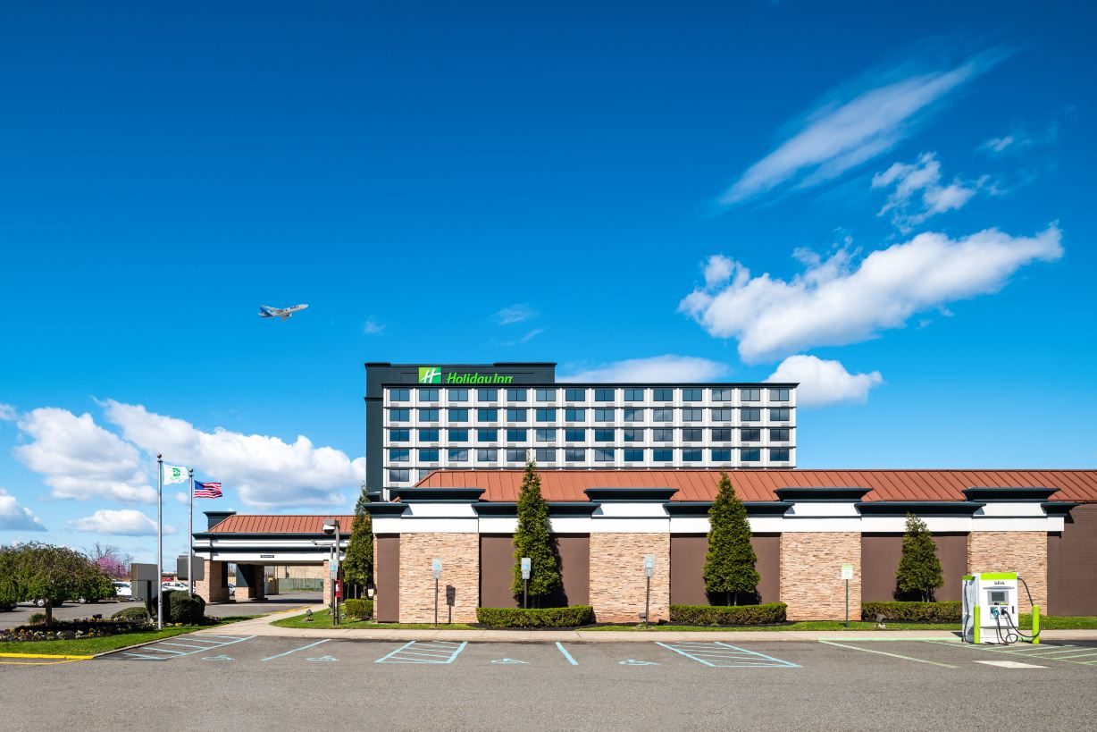 Holiday Inn Newark International Airport