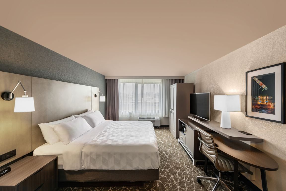 Holiday Inn Newark International Airport