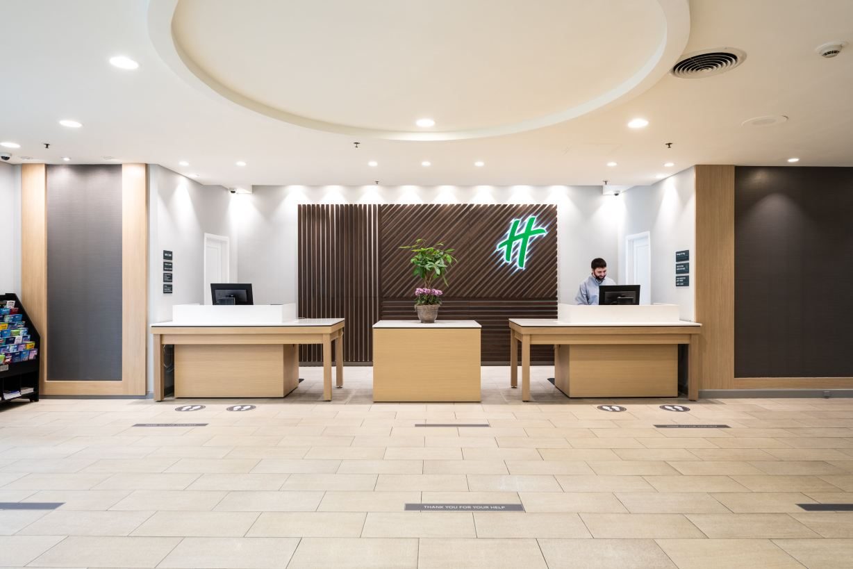 Holiday Inn Newark International Airport