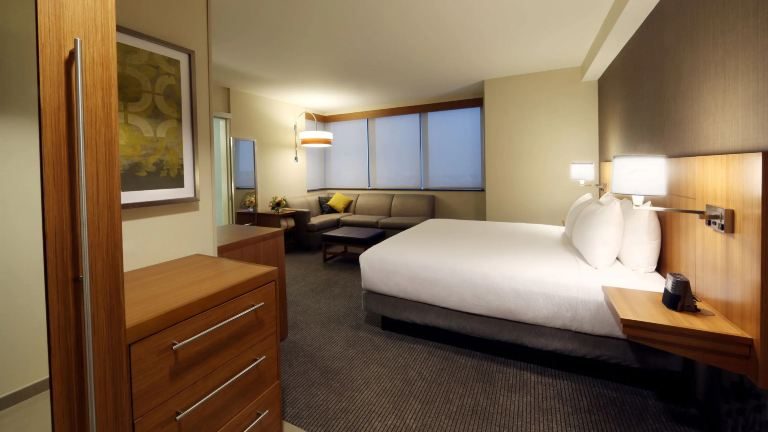 Hyatt Place Flushing/LaGuardia Airport