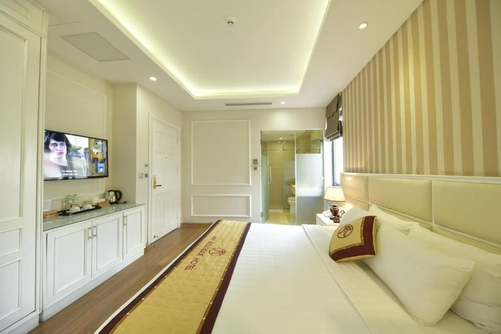 Ja Cosmo Premier Hotel