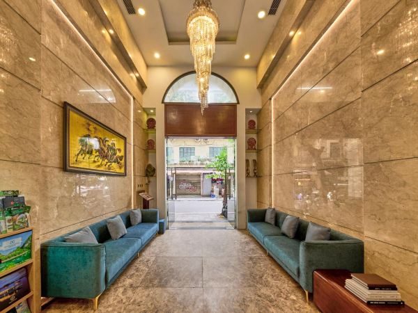 Ja Cosmo Premier Hotel
