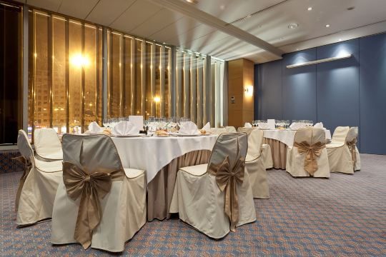 Senator Parque Central Hotel