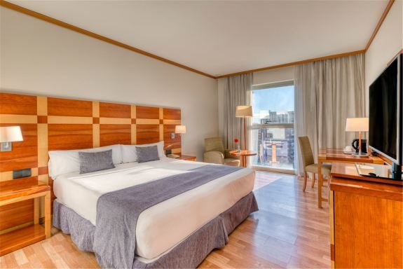 Senator Parque Central Hotel