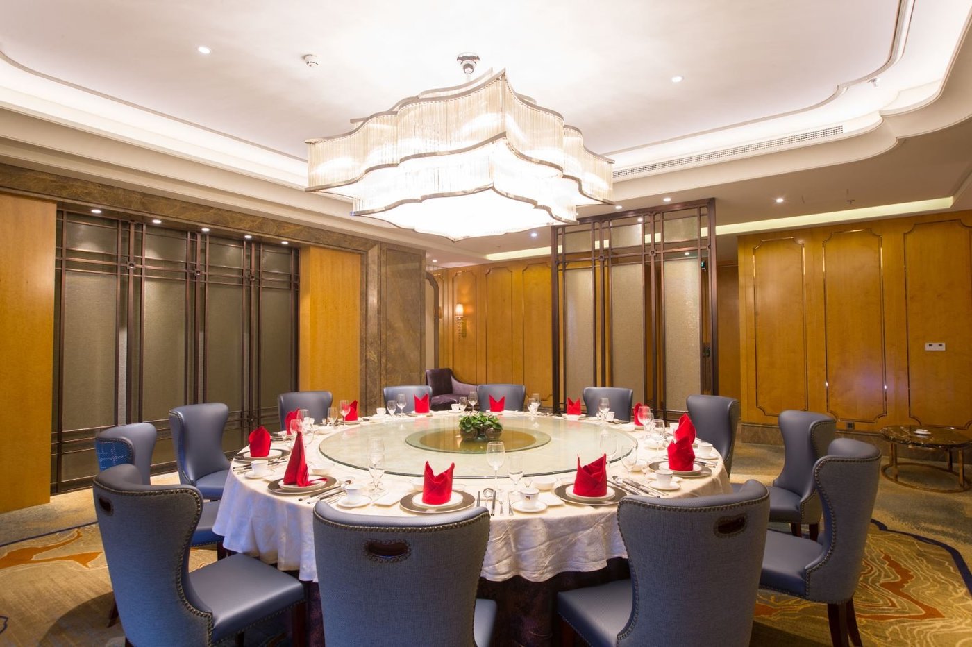 Suzhou Baodai Bridge International Hotel