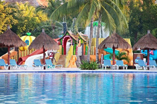 Paquete «todo incluido» - Hotel BAHIA PRINCIPE EXPLORE CANCÚN - 7 noches