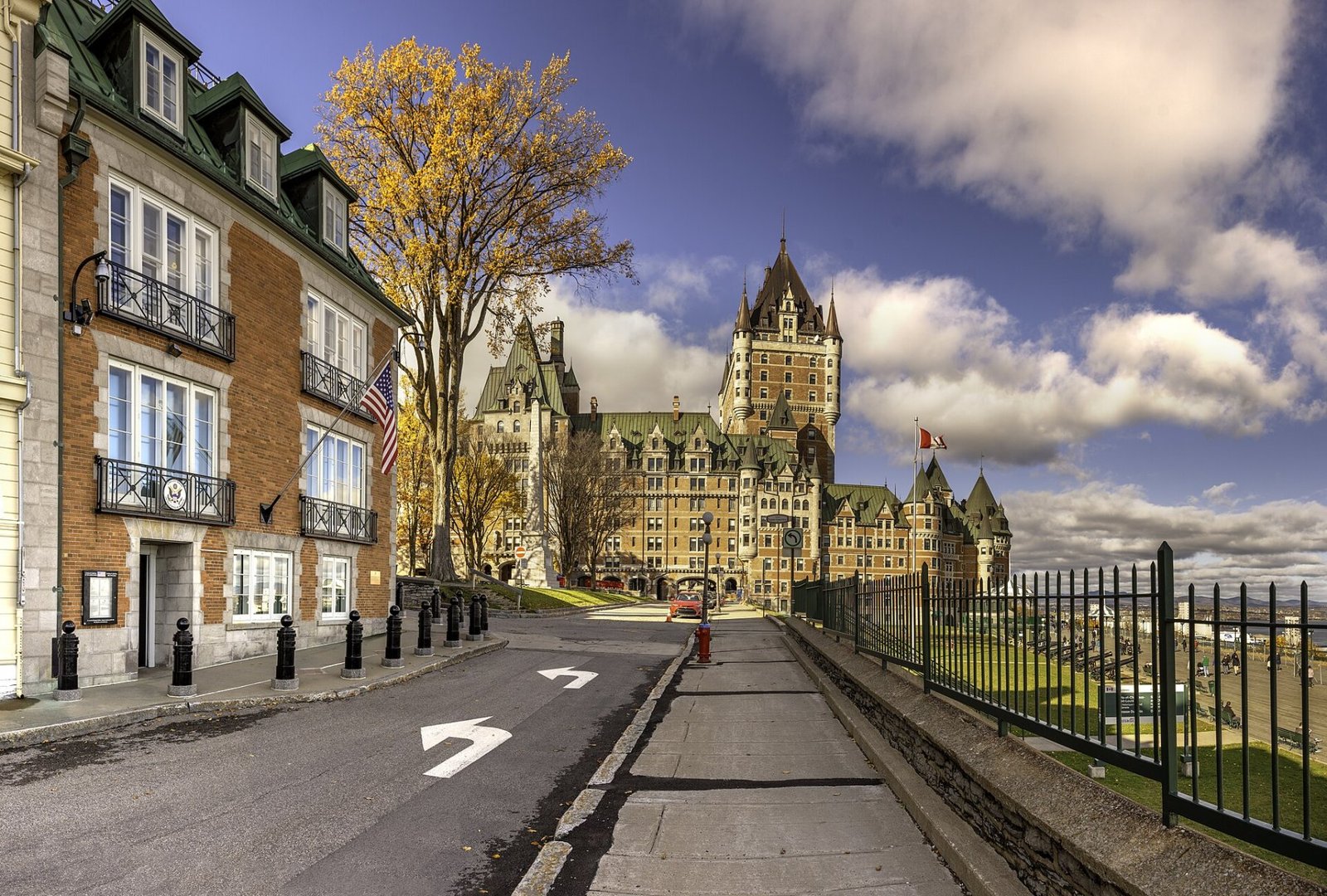 Toronto+Montreal+Ottawa+Quebec 4-Day Tour