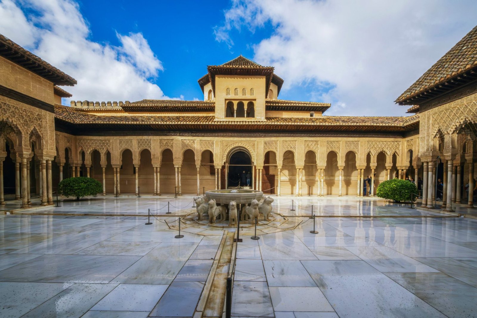 Panorama de España: Ciudades históricas y la belleza del Mediterráneo — 9 días/8 noches