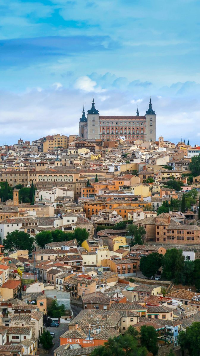 Panorama de España: Ciudades históricas y la belleza del Mediterráneo — 9 días/8 noches